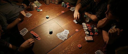 Come si bluffa a poker?